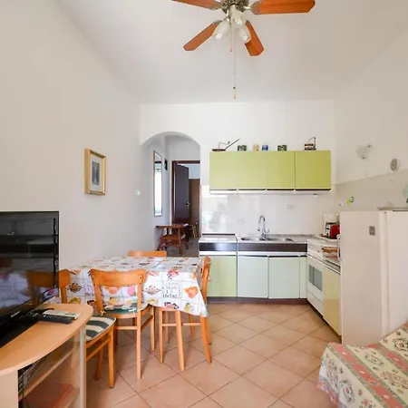 Apartment Fuer 2 Personen Ca 30 M In Novigrad, Adriakueste Kroatien Westkueste Von Istrien *